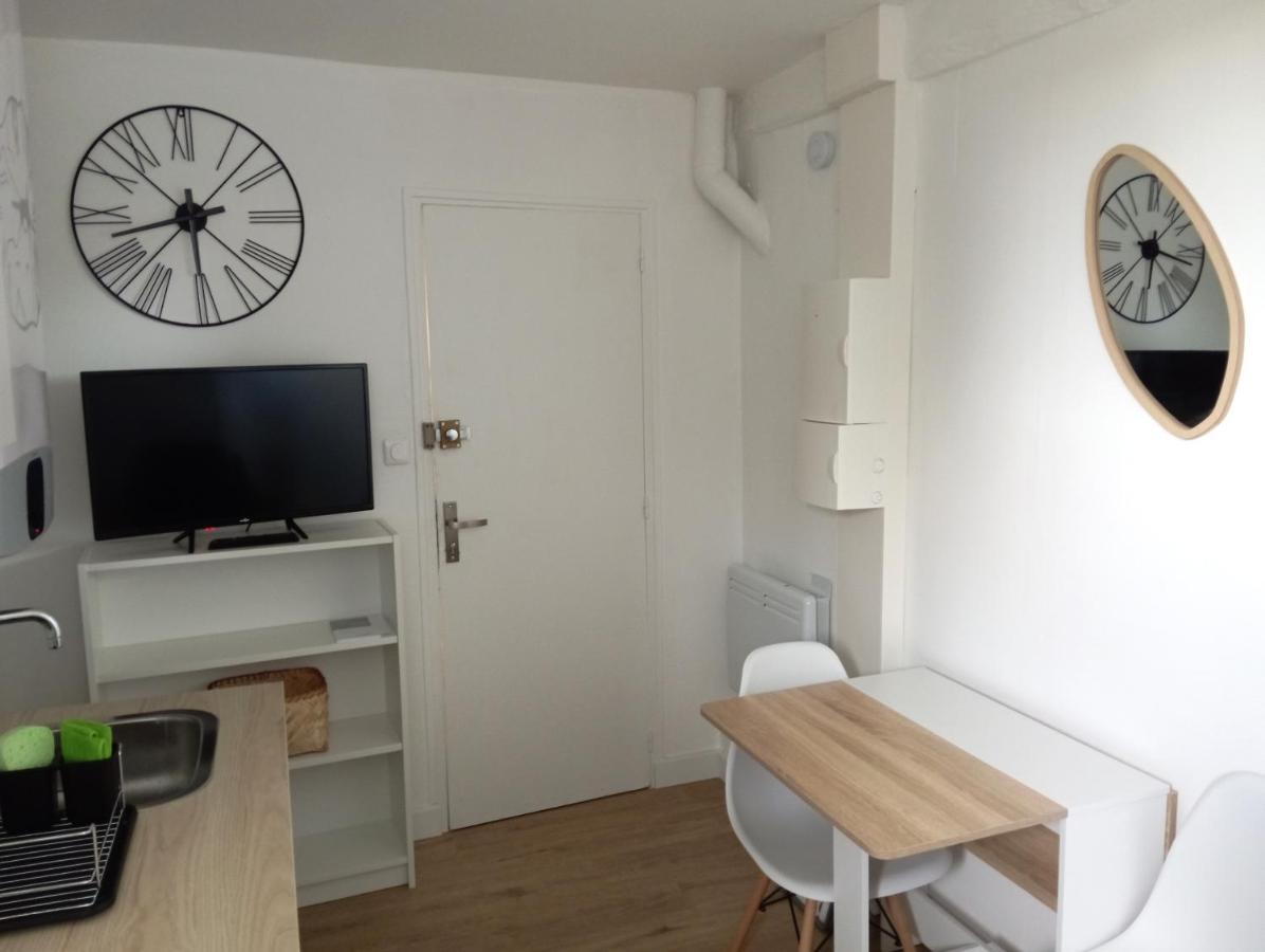 Appartement Cosy Plein Centre Conches-en-Ouche Kültér fotó